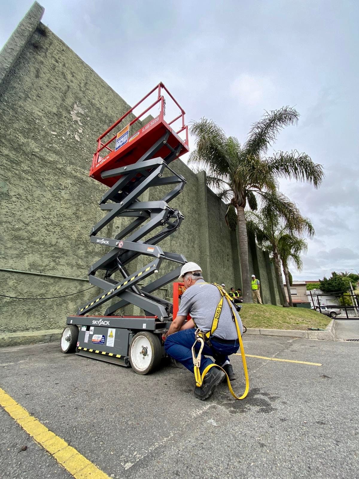 Operación segura de plataforma elevación